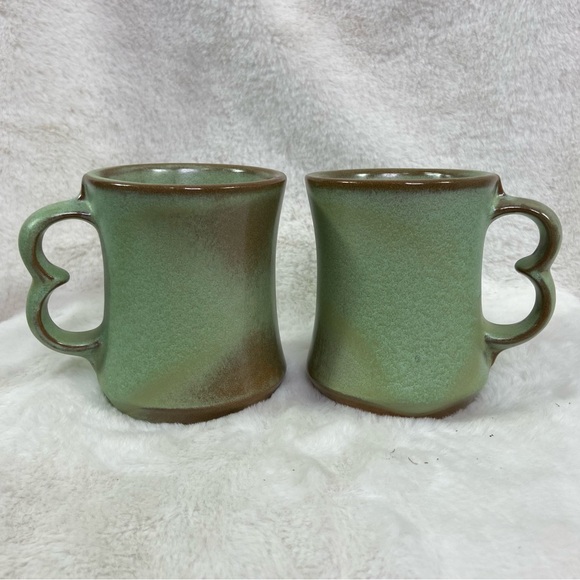 Vintage Frankoma heart handle Pottery C9  Coffee Tea Cup Mug Moss Mint! - Picture 1 of 5